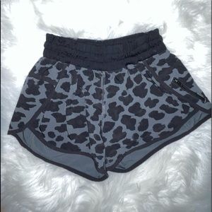 Lululemon Women’s Athletic Shorts Barely Worn Size 4/6